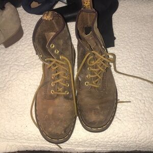 Dr. Martens Brown Boots size M/6